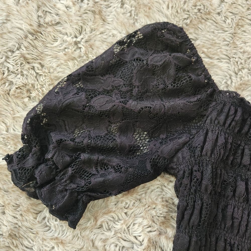Willow + Root Puff Sleeve Smocked Bodice Ruffle Trim Black Lace‎ Top Size Small - Picture 5 of 7